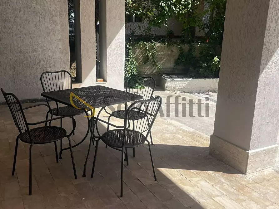 Immagine 8 di Bilocale in affitto  a Vico Del Gargano