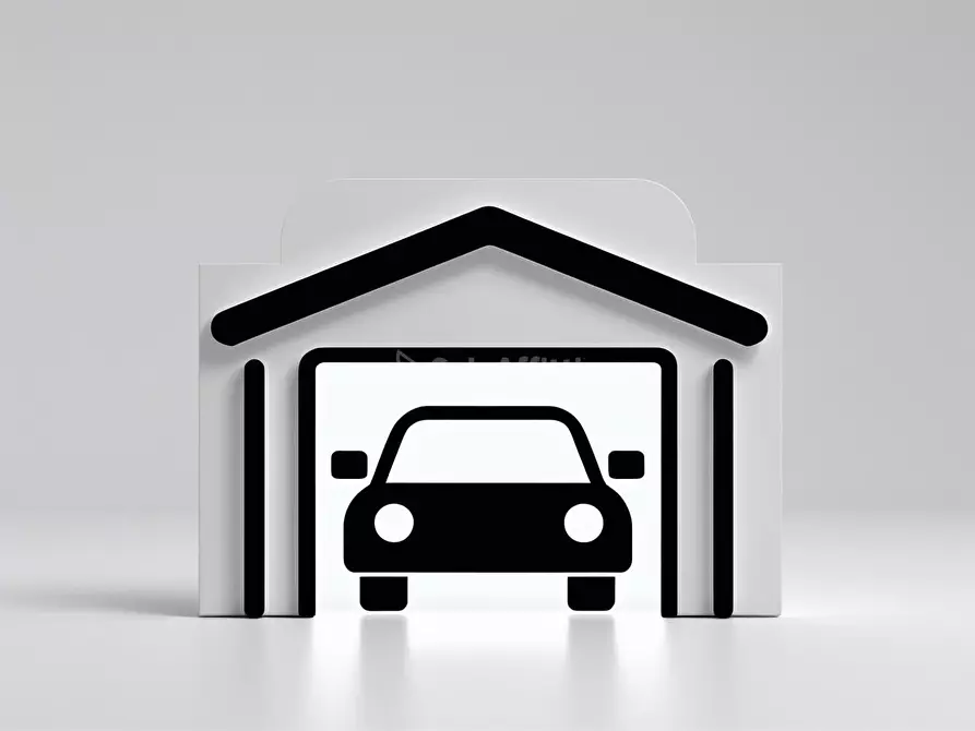 Immagine 1 di Garage in affitto  in Via Leonardo da Vinci 26 a Tortoreto