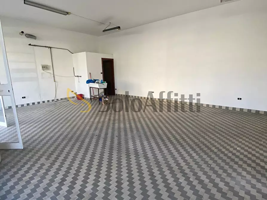 Immagine 3 di Laboratorio in affitto  in Via Pietro Sacconi 3 a Rimini