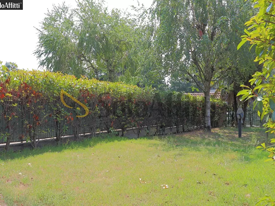 Immagine 14 di Trilocale in affitto  in Via Gadames a Paderno Dugnano