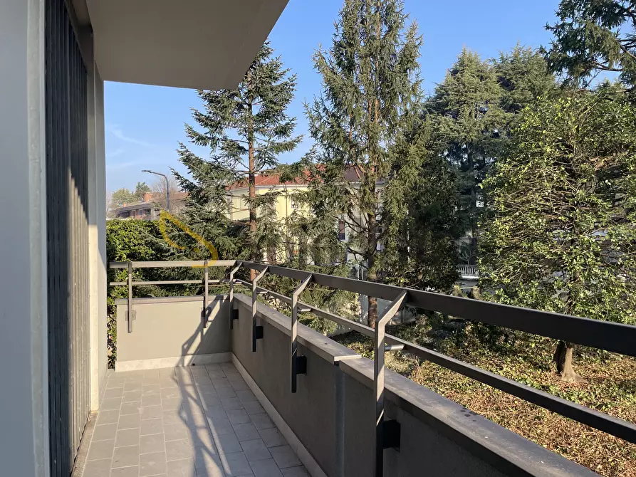 Immagine 24 di Trilocale in affitto  in via m.d'azeglio 25 a Busto Arsizio