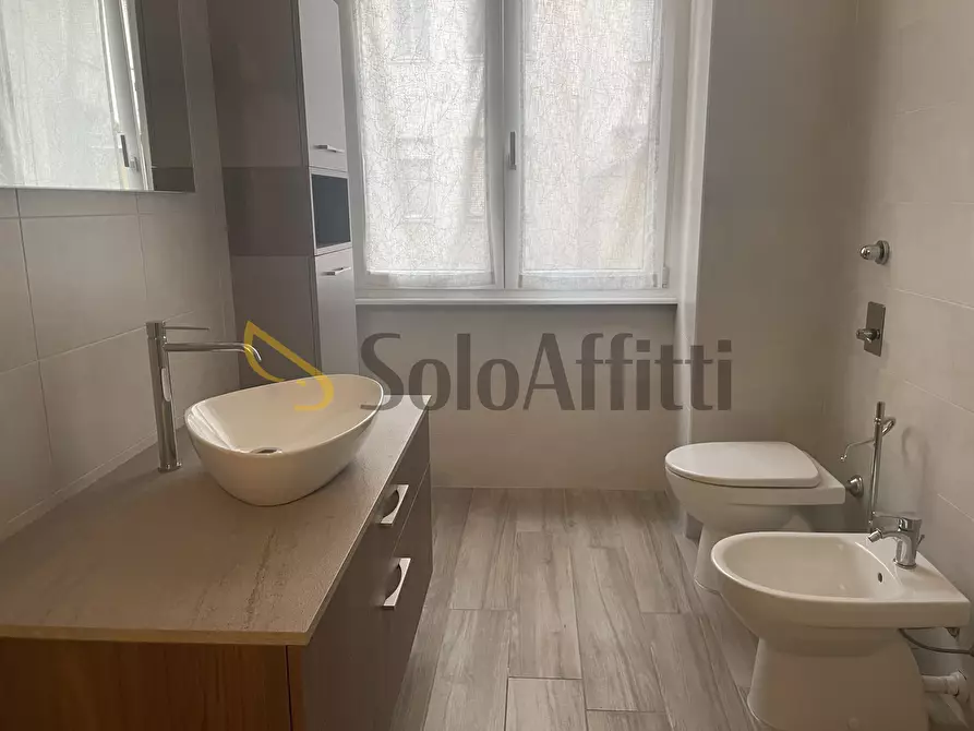 Immagine 12 di Trilocale in affitto  in Via Rosmini 4 a Busto Arsizio