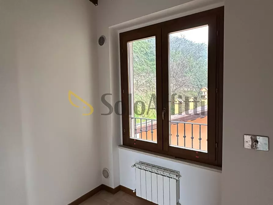 Immagine 13 di Trilocale in affitto  in Via Eugenio Tonelli 1 a Montefranco