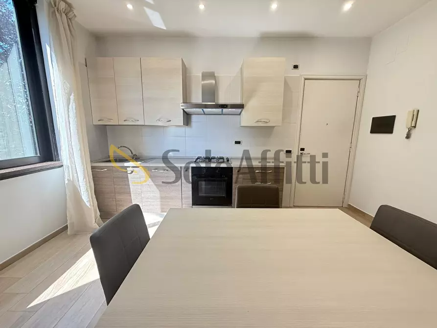 Immagine 14 di Trilocale in affitto  in Via Sant'Antonio da Padova 32 a Caserta