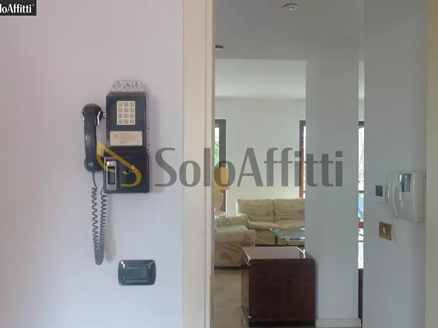 Immagine 6 di Trilocale in affitto  in Piazza Aldo Moro 1 a Cologno Monzese