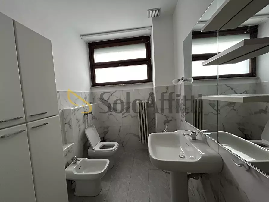 Immagine 13 di Appartamento in affitto  in Strada del Cantello 3 a Torino