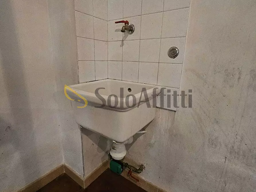 Immagine 5 di Garage in affitto  in Via Parigi 46 a Potenza