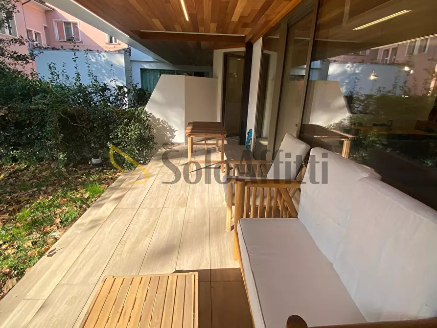 Immagine 17 di Quadrilocale in affitto  in Viale dei Mille 1 a Riccione