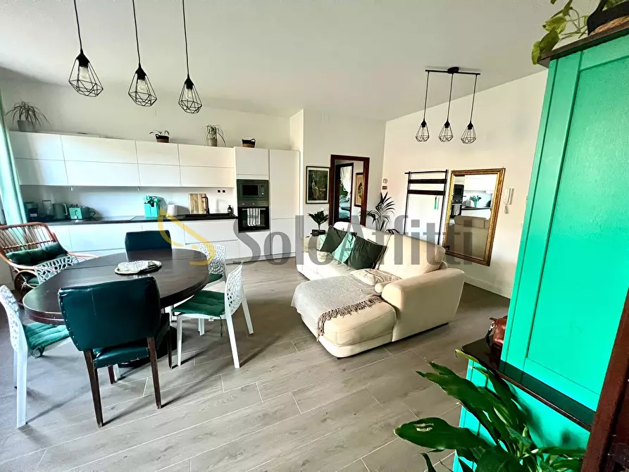 Immagine 3 di Quadrilocale in affitto  in Via Rovereto 16 a Giulianova