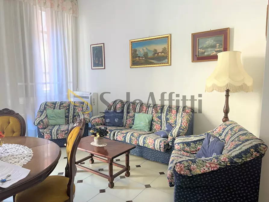 Immagine 2 di Quadrilocale in affitto  a Cagliari