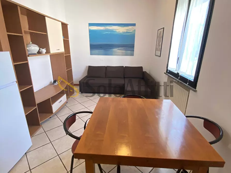 Immagine 1 di Bilocale in affitto  in Via delle Fosse 4 a Rimini