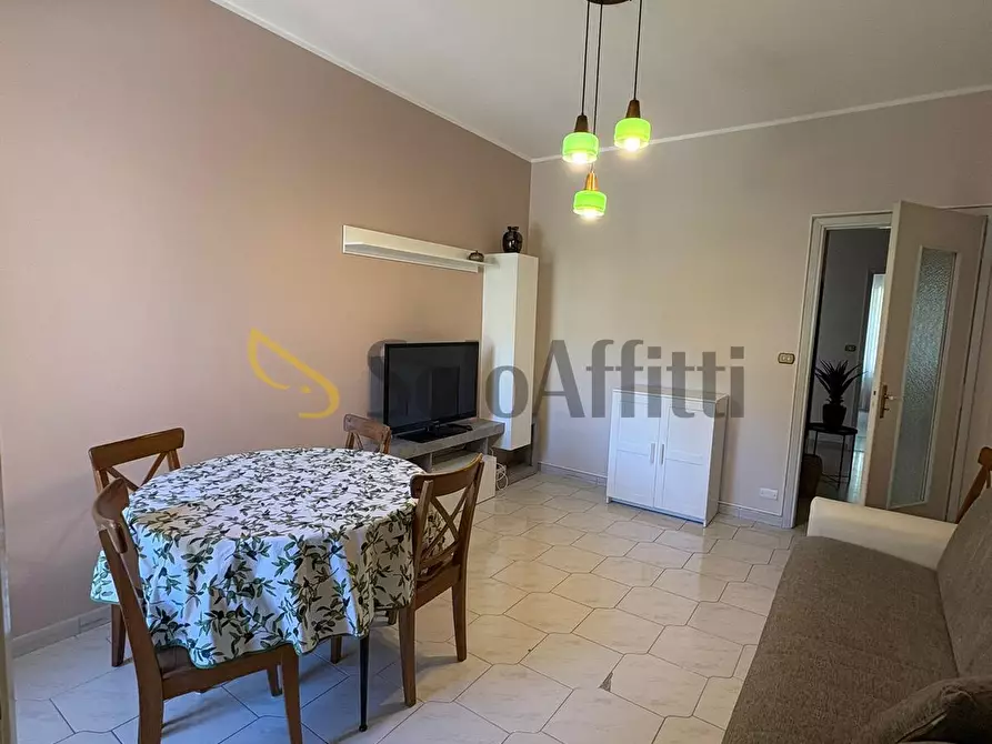 Immagine 5 di Stanza singola in affitto  a Torino