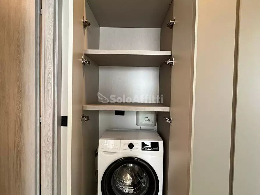 Immagine 13 di Bilocale in affitto  in Via San Rocco 129 a Seregno