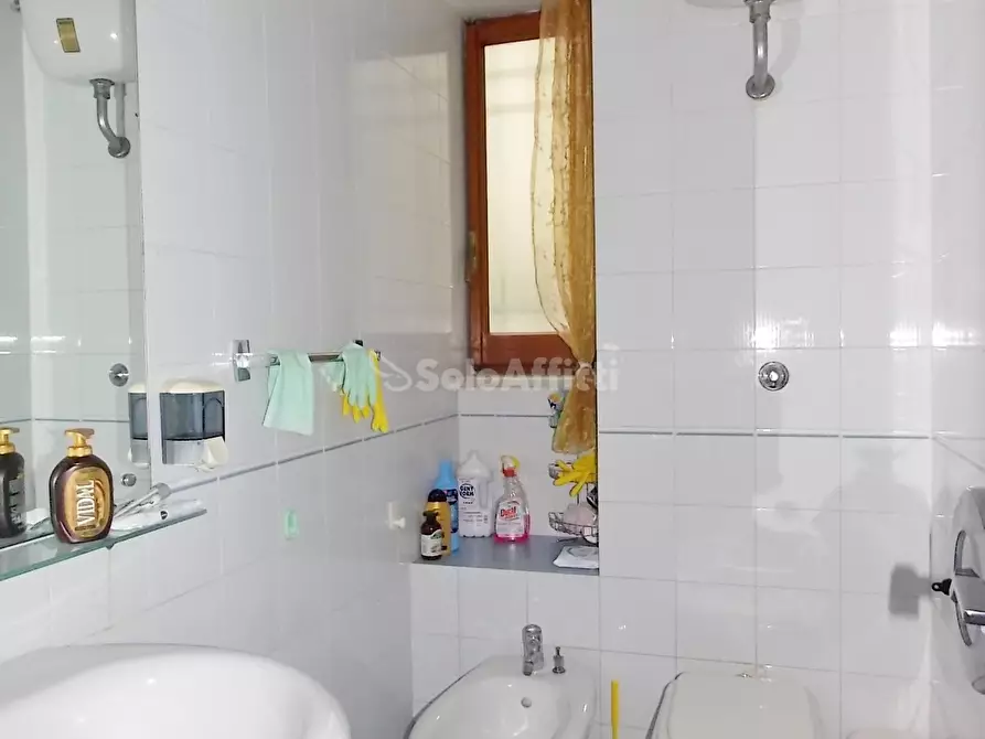 Immagine 8 di Stanza singola in affitto  a Catanzaro