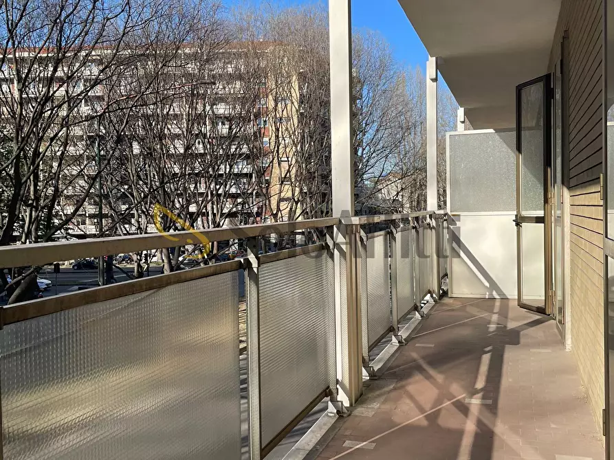 Immagine 23 di Trilocale in affitto  in Corso Svizzera a Torino