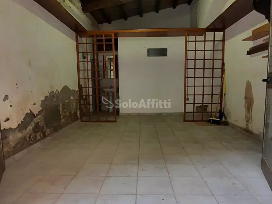 Immagine 4 di Magazzino in affitto  in Via Terrazzini 24 a Livorno