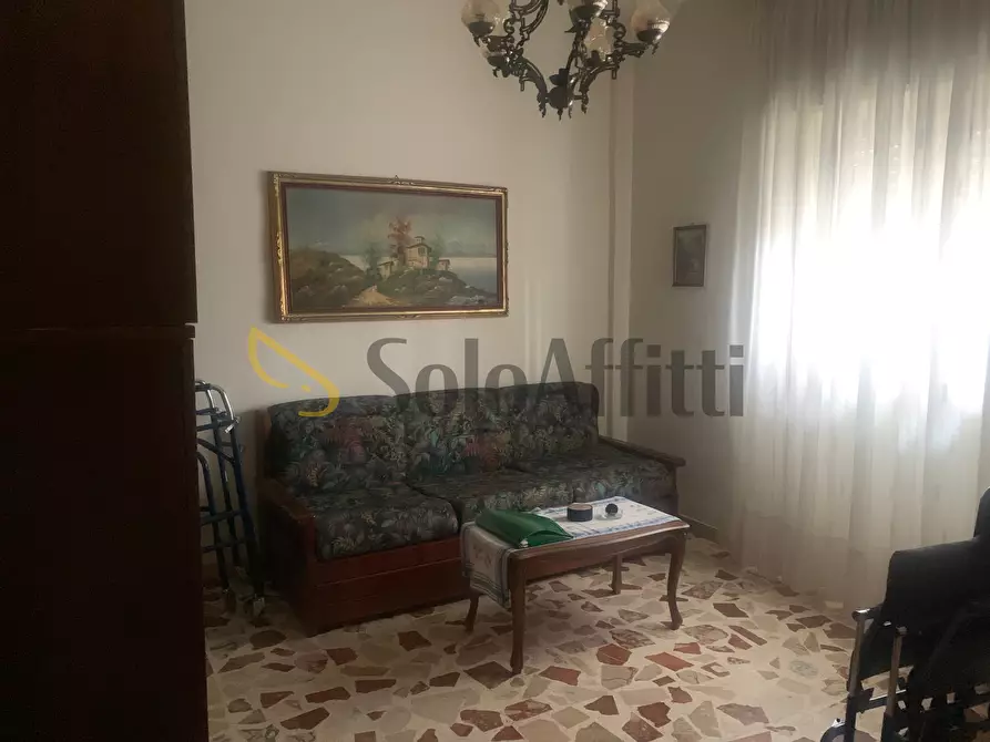 Immagine 8 di Quadrilocale in affitto  in Via Pietro Maroncelli 8 a Catania