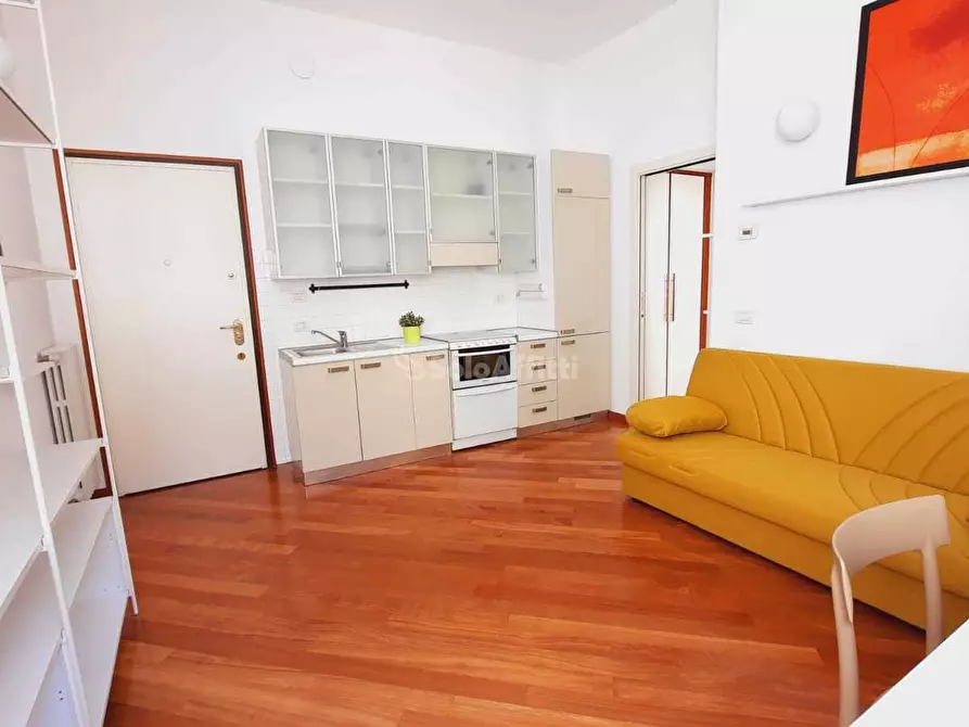 Immagine 5 di Bilocale in affitto  in Via de Gradi 3 a Monza