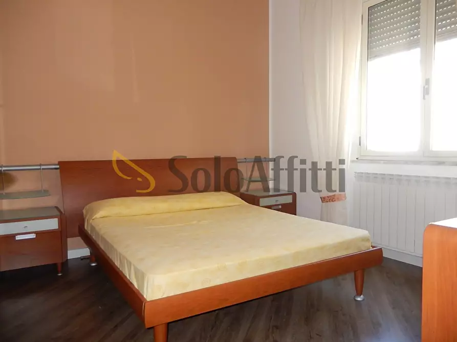 Immagine 8 di Stanza singola in affitto  a Catanzaro