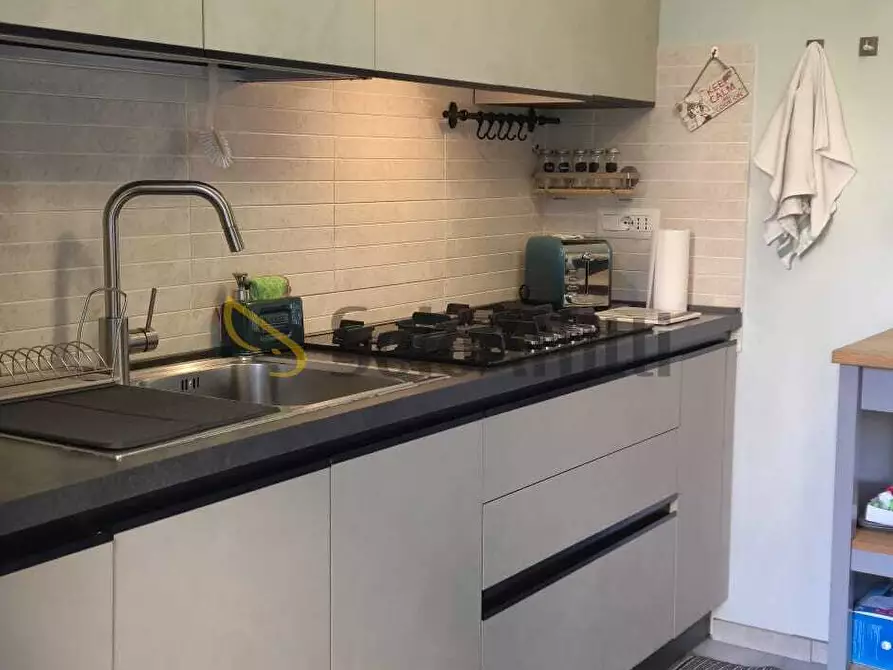 Immagine 1 di Trilocale in affitto  in Via Exilles 33 a Torino