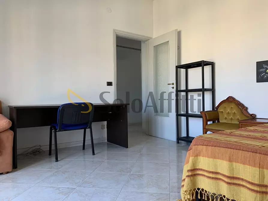 Immagine 10 di Stanza singola in affitto  a Catanzaro