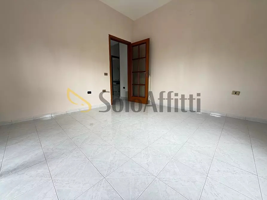 Immagine 23 di Pentalocale in affitto  in Via Assunta 46 a Caserta