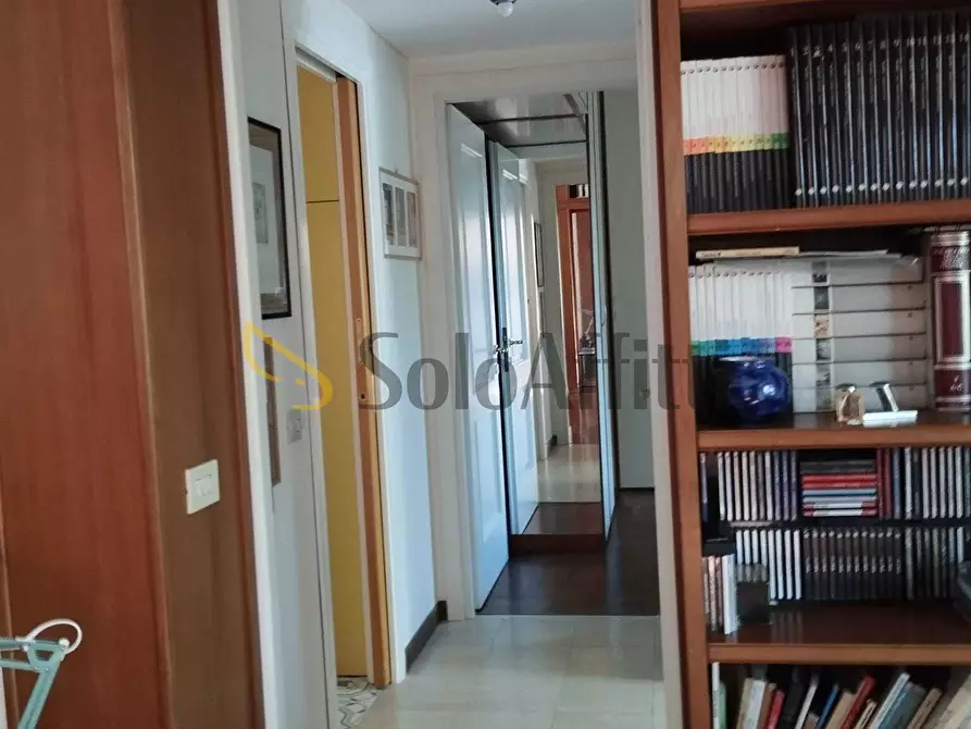 Immagine 12 di Trilocale in affitto  in Via Antonio Conti a Roma