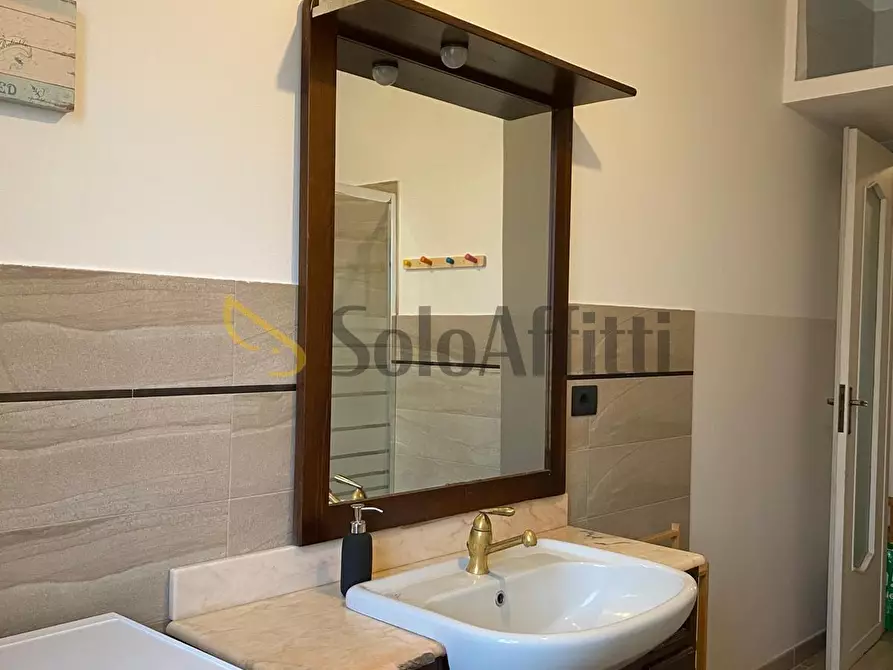 Immagine 19 di Bilocale in affitto  in via vidua a Torino