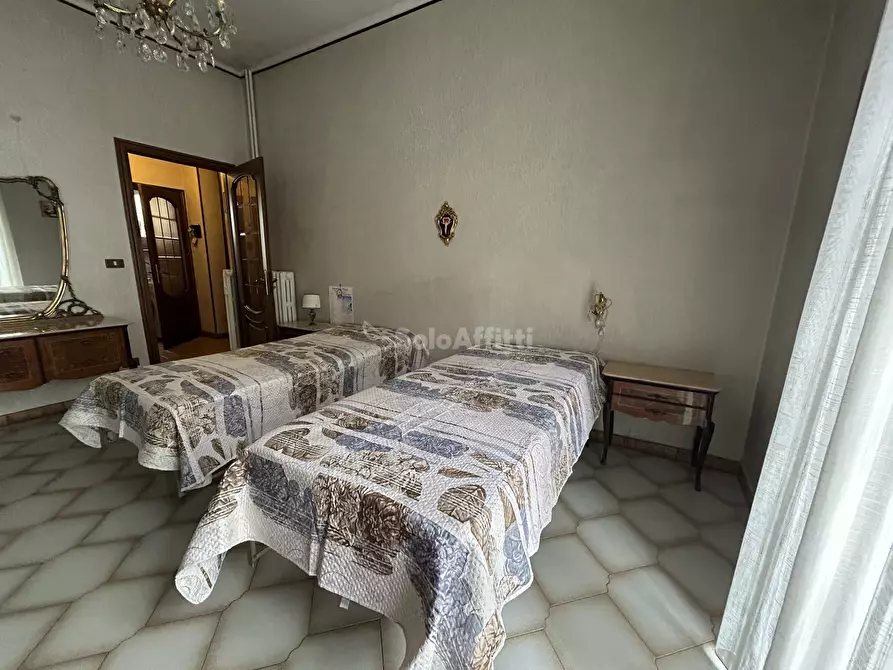 Immagine 14 di Bilocale in affitto  in Via Raffaele Cadorna 38 a Torino