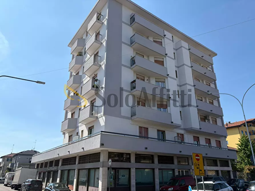 Immagine 22 di Bilocale in affitto  in Via Burattana 1 a Busto Arsizio