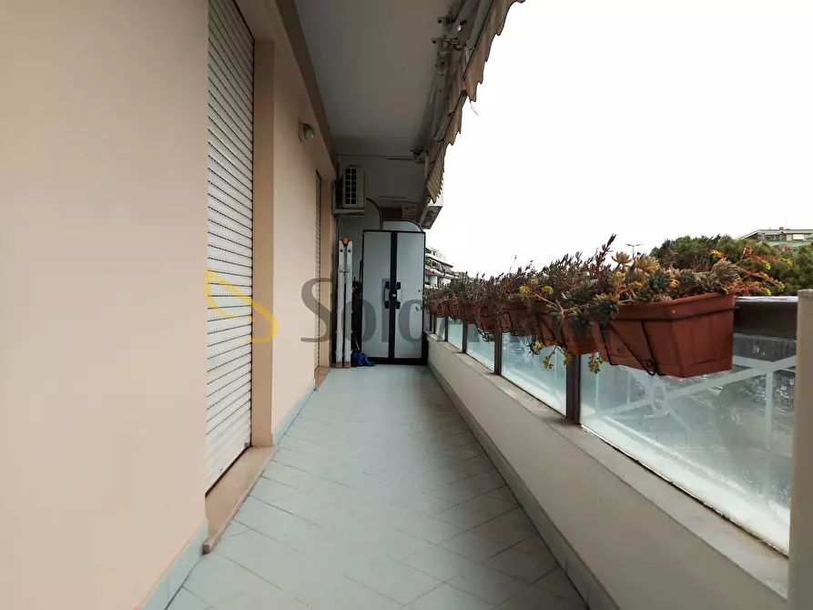 Immagine 27 di Trilocale in affitto  in Via Polinesia a Roma