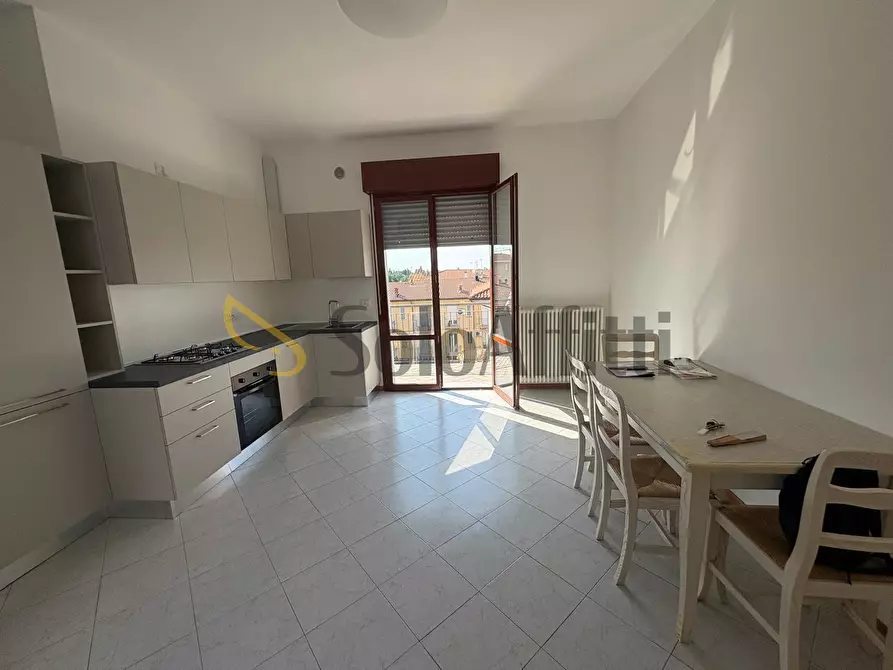 Immagine 1 di Trilocale in affitto  in Via Lodovico Vincini 35 a Rimini