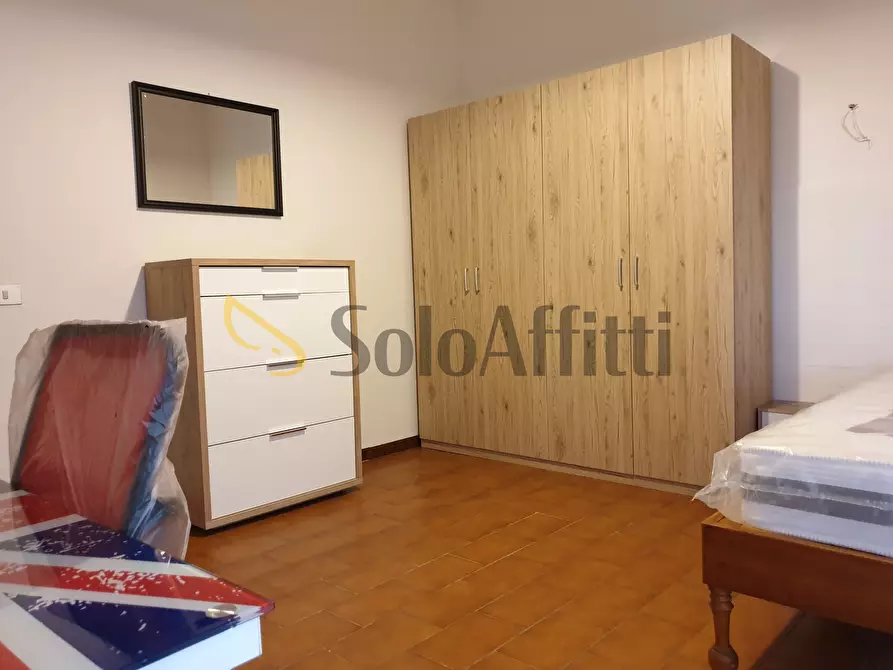 Immagine 8 di Pentalocale in affitto  a Catanzaro