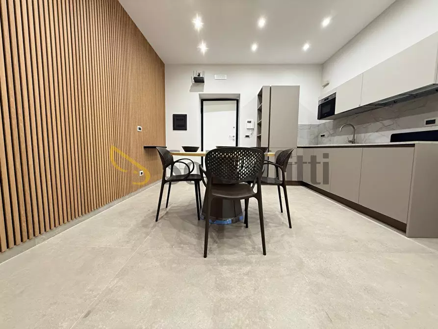 Immagine 22 di Bilocale in affitto  a Caserta