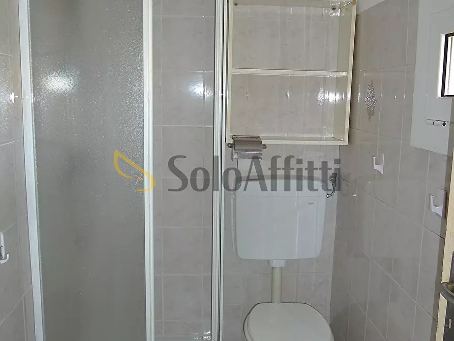 Immagine 13 di Bilocale in affitto  in Via delle Ginestre 45 a San Remo