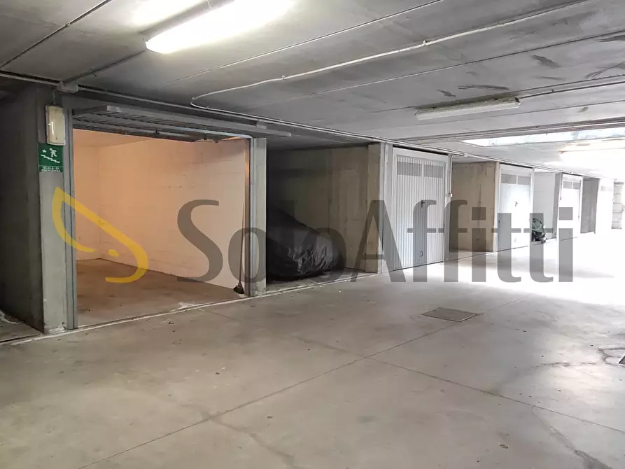 Immagine 6 di Garage in affitto  in Via Gianlorenzo Bernini 3 a Cinisello Balsamo
