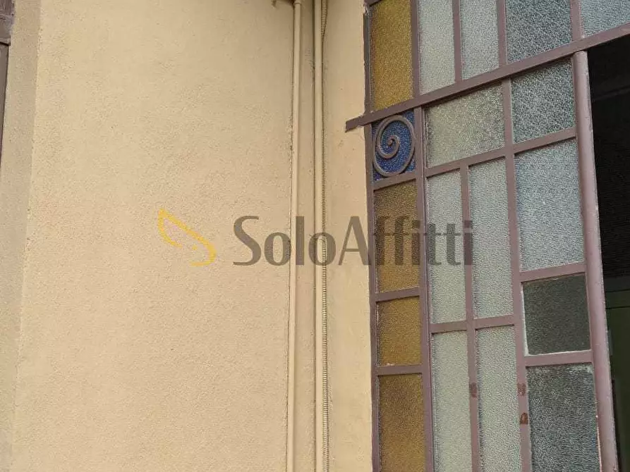 Immagine 19 di Locale commerciale in affitto  in Via Luigi Cibrario 46 bis/A a Torino