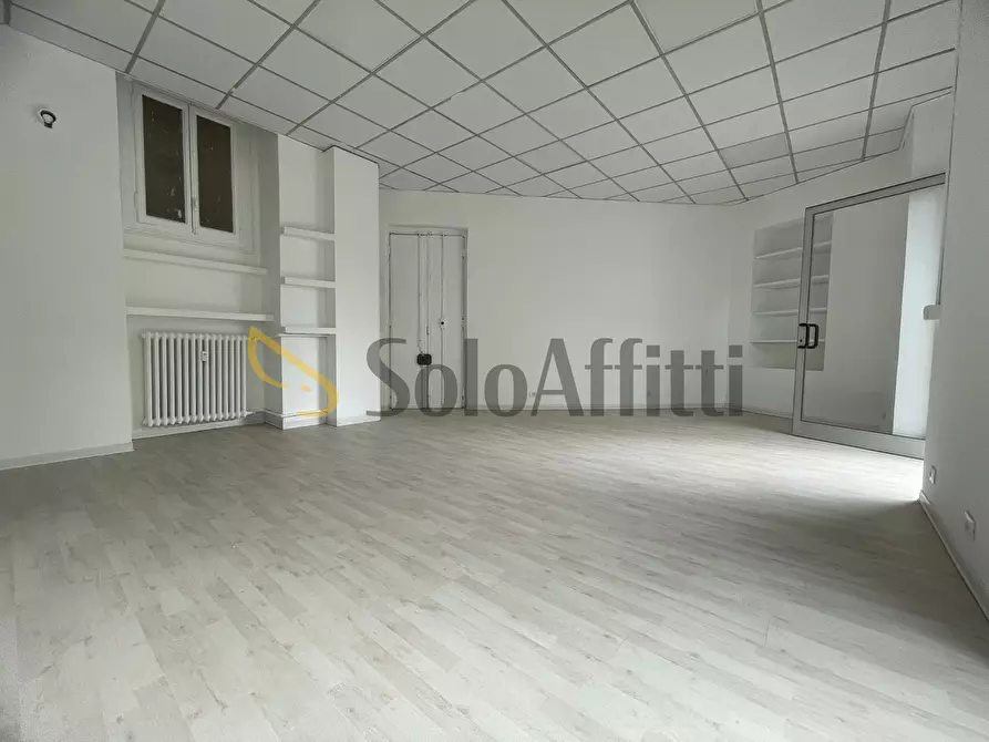 Immagine 4 di Ufficio in affitto  in Corso Regina Margherita 10100 a Torino