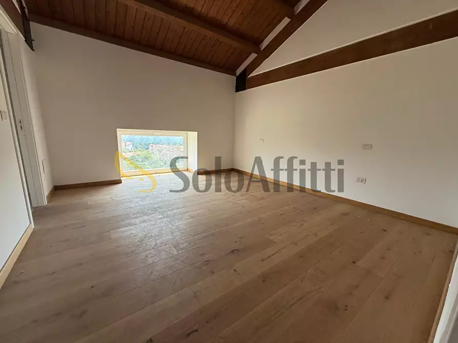 Immagine 19 di Loft/Open space in affitto  in Via dei Giardini Reali a Caserta
