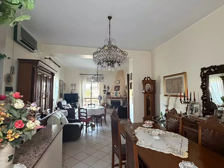 Immagine 15 di Appartamento in vendita  a Mascalucia