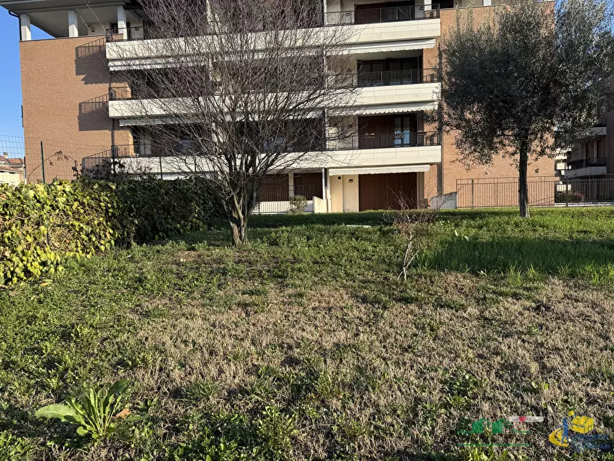 Immagine 1 di Trilocale in vendita  in Via Buozzi a Parma