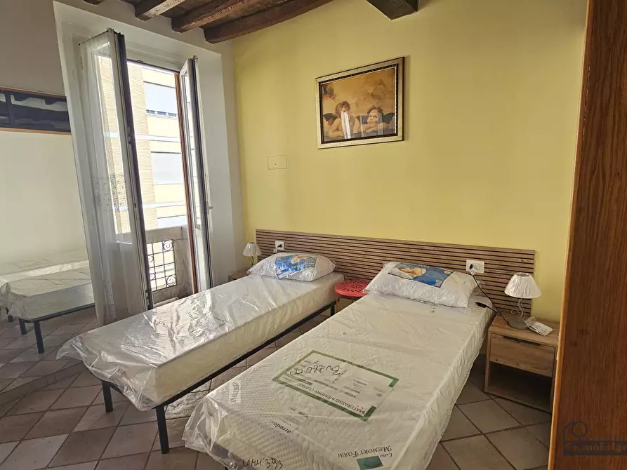 Immagine 17 di Bilocale in vendita  in Strada Giuseppe Garibaldi 47 a Parma