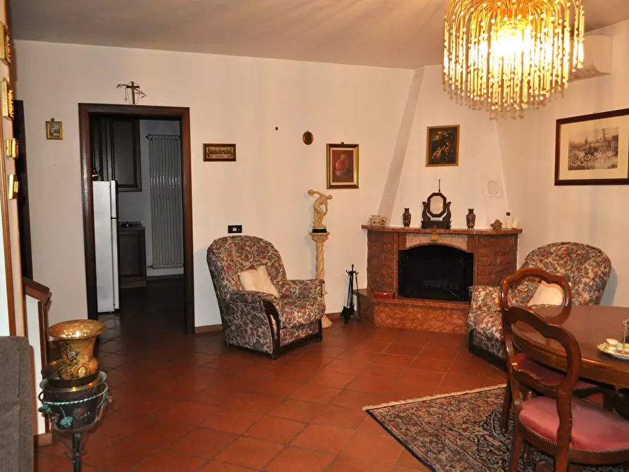 Immagine 23 di Casa bifamiliare in vendita  in VIA BEDESCHI a San Secondo Parmense