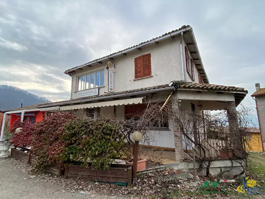 Immagine 2 di Casa indipendente in vendita  in via varano Marchesi 148 a Medesano