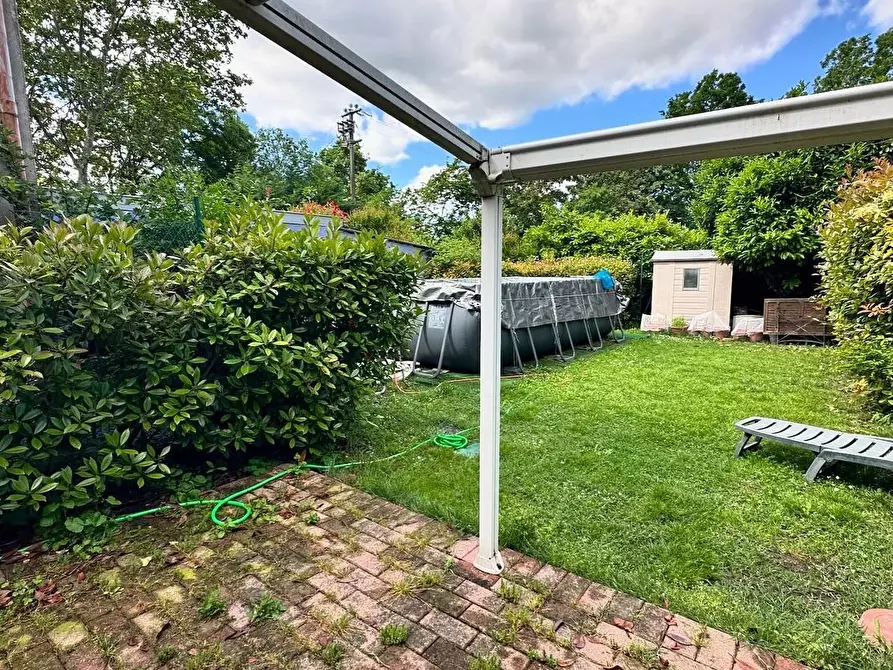 Immagine 8 di Trilocale in vendita  in Strada Argini Parma 323 a Parma