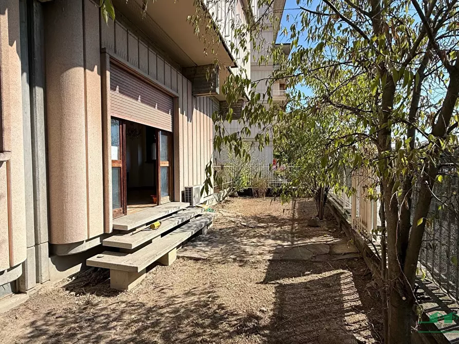 Immagine 7 di Quadrilocale in vendita  in Viale Vittorio Bottego 10 a Parma