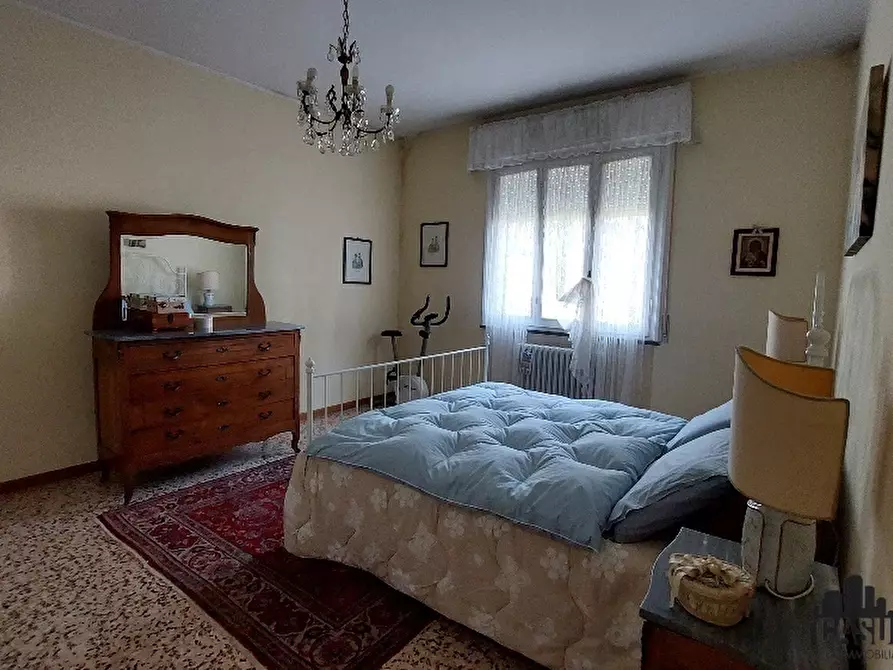 Immagine 10 di Quadrilocale in vendita  a Parma