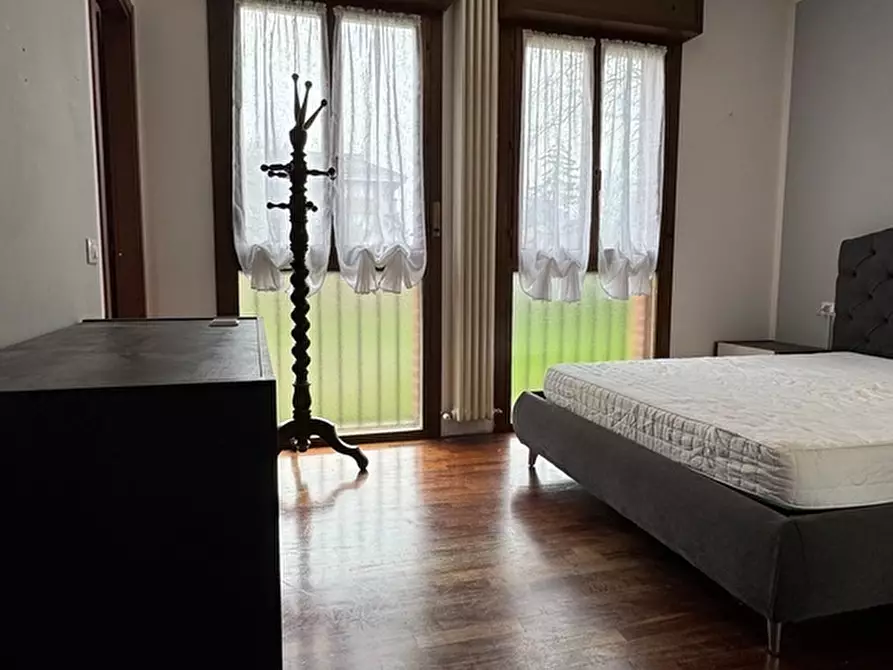 Immagine 11 di Trilocale in affitto  in Via Artemisia Gentileschi 2 a Parma