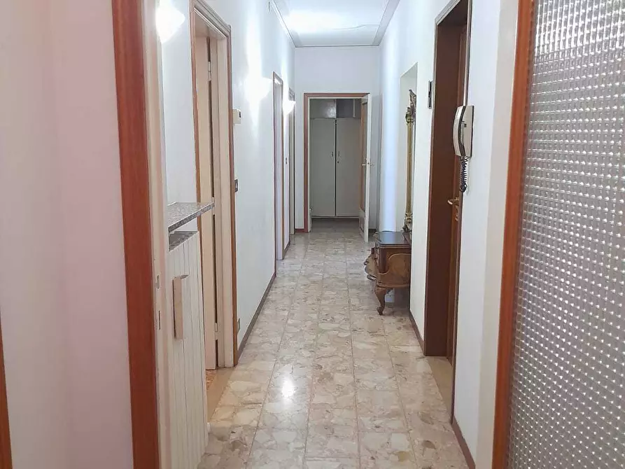 Immagine 8 di Trilocale in vendita  in VIA VOLTURNO 9 a Parma