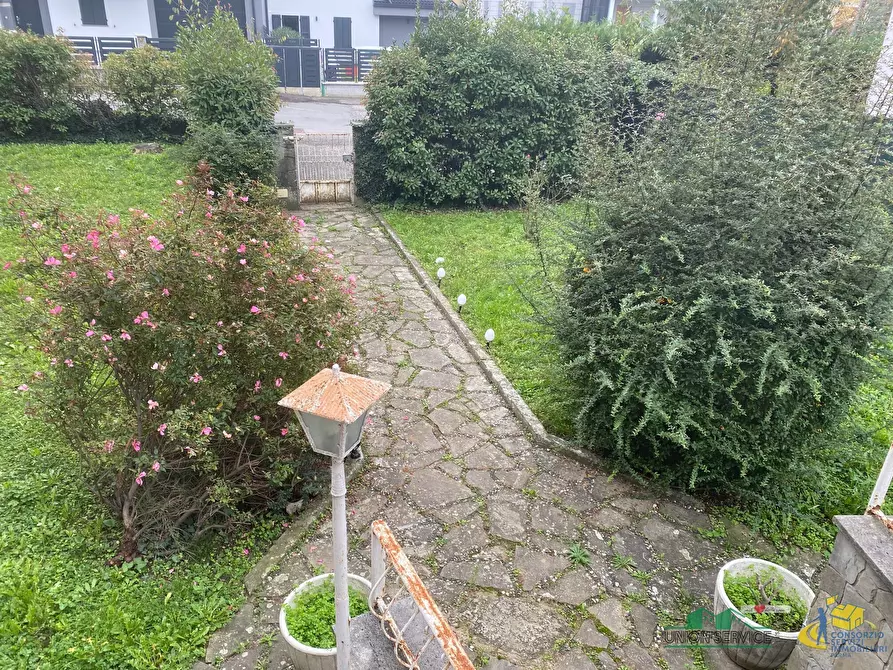 Immagine 6 di Casa bifamiliare in vendita  in via carducci 3 a Medesano